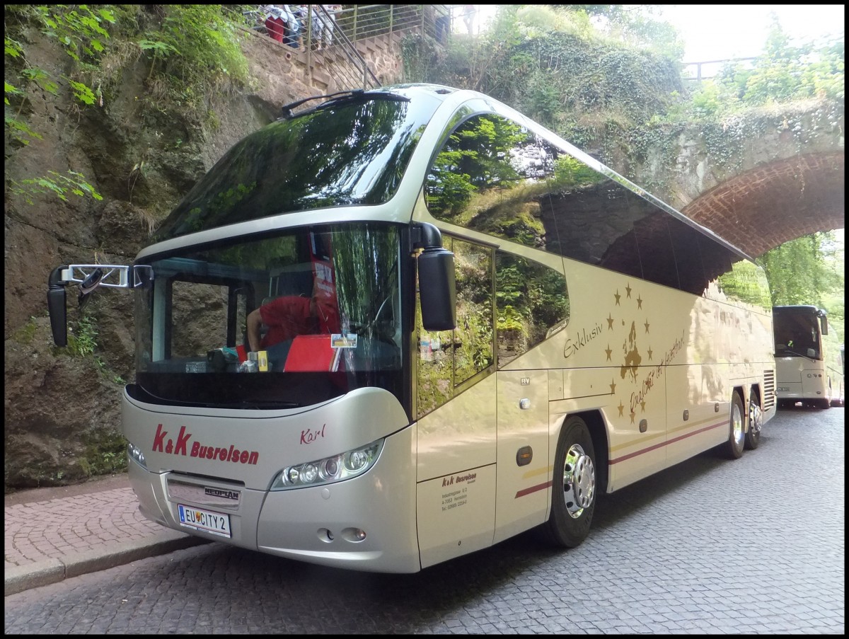 Neoplan Cityliner von K&K Busreisen aus �sterreich bei der Wartburg.