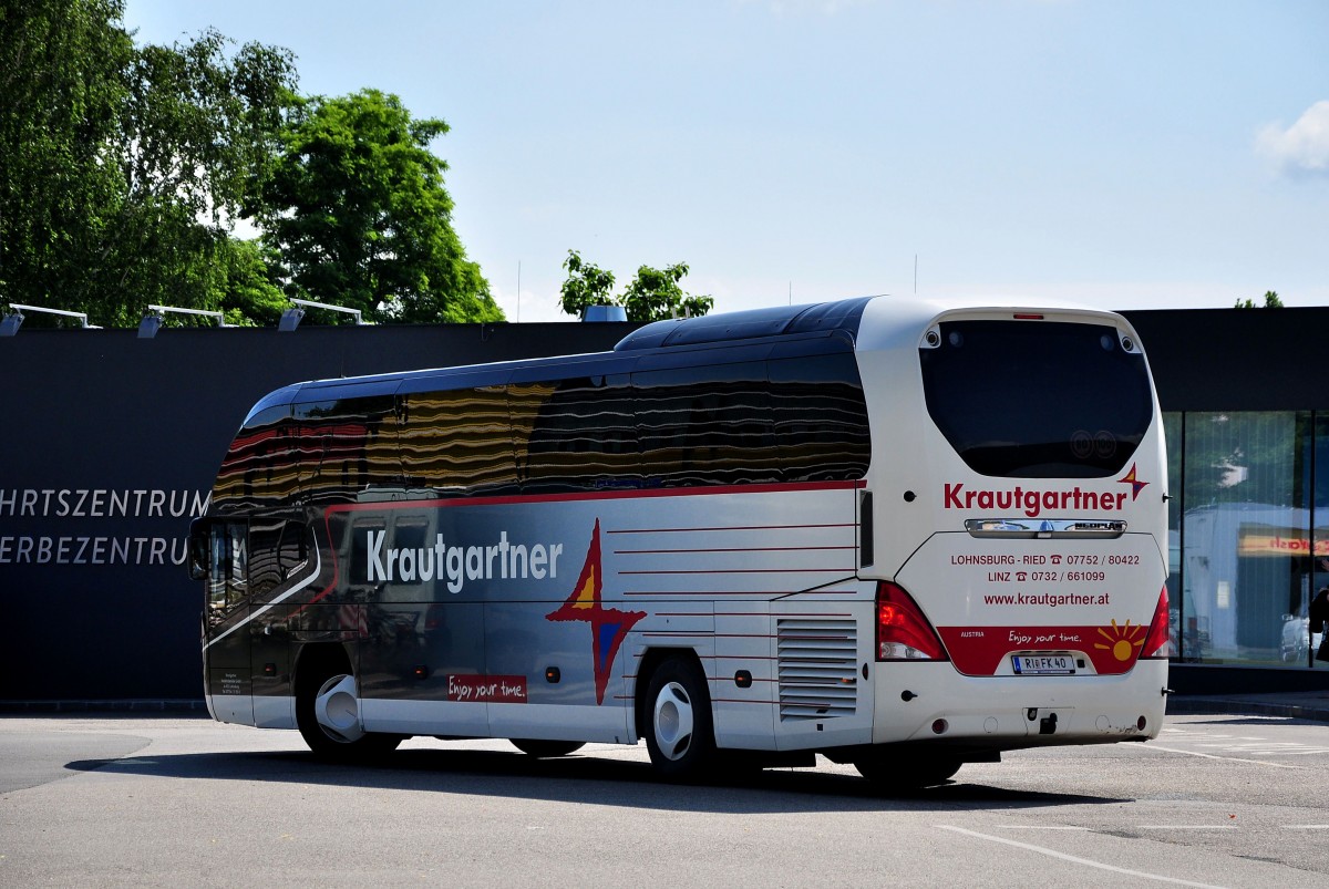 NEOPLAN CITYLINER von KRAUTGARTNER / �sterreich am 23.6.2013 in Krems an der Donau.