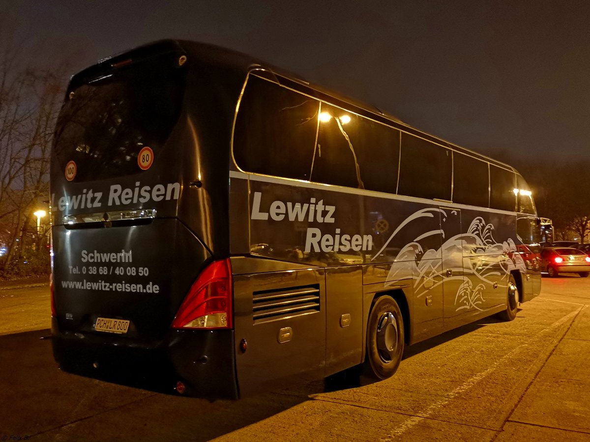 Neoplan Cityliner von Lewitz-Reisen aus Deutschland in Neubrandenburg.