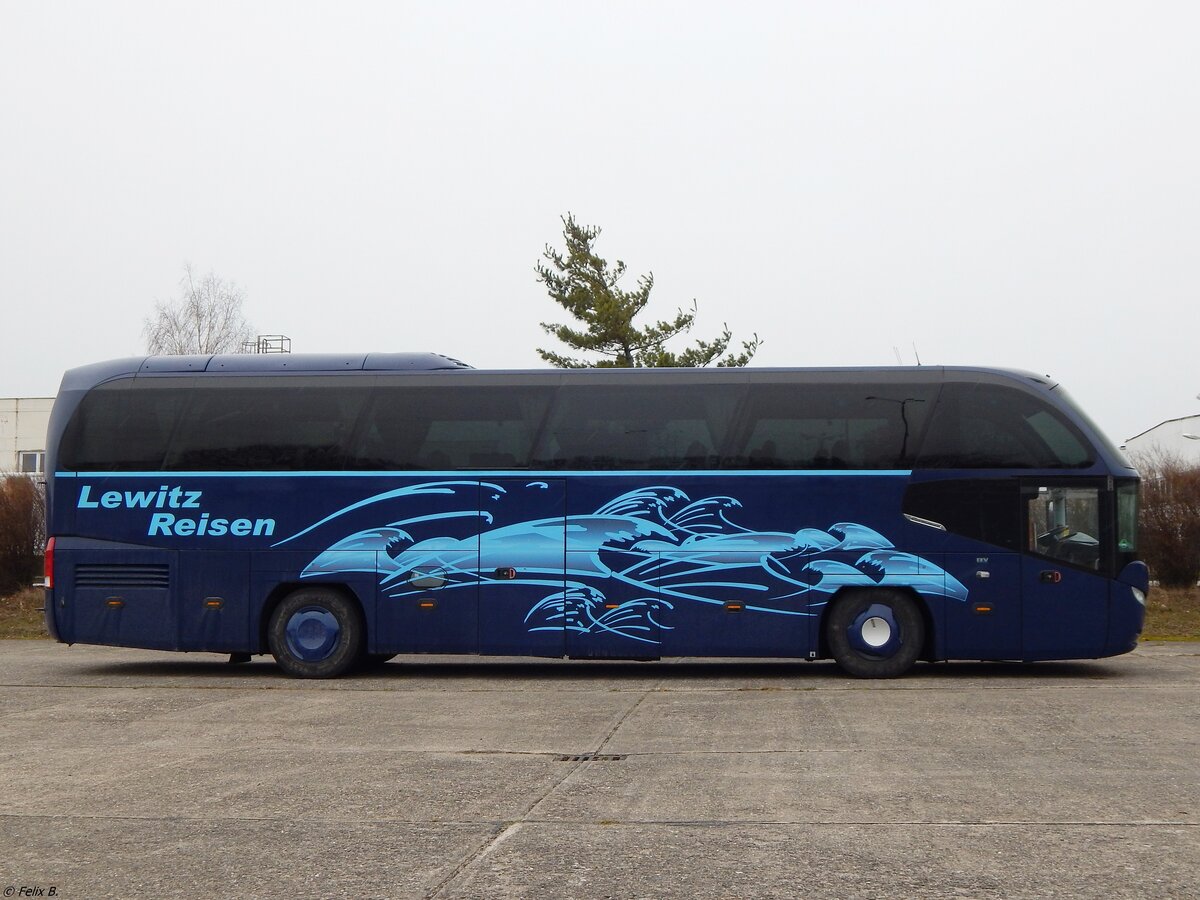 Neoplan Cityliner von Lewitz-Reisen aus Deutschland in Neubrandenburg. 