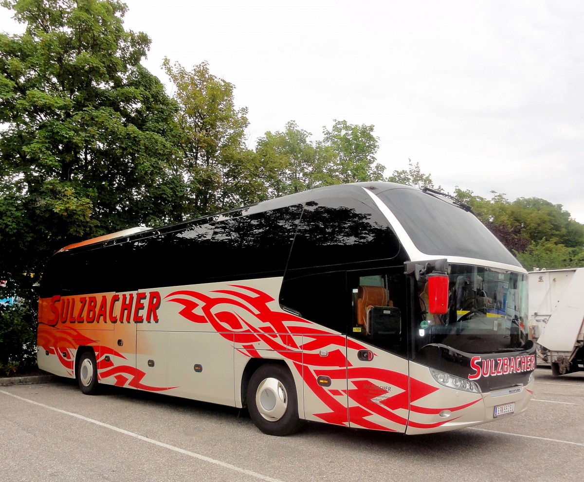 NEOPLAN CITYLINER von SULZBACHER Reisen / �sterreich am 27.6.2013 in Krems gesehen.