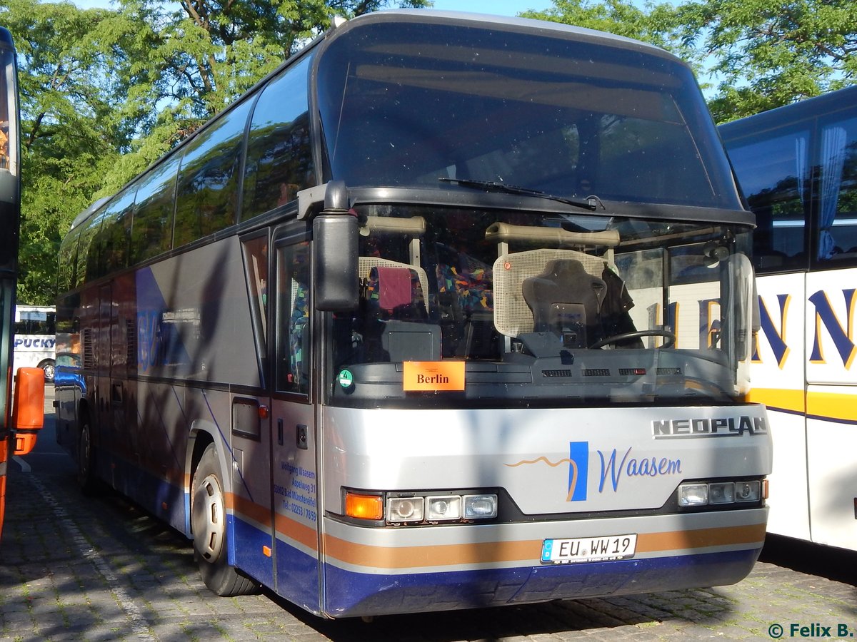 Neoplan Cityliner von Waasem aus Deutschland in Berlin.