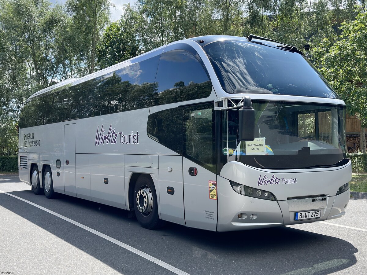 Neoplan Cityliner von Wörlitz Tourist aus Deutschland in Plau am See.
