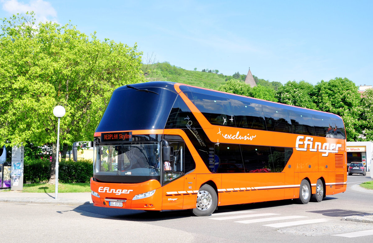 Neoplan Skyliner �6 von Efinger Reisen aus der BRD in Krems gesehen.
