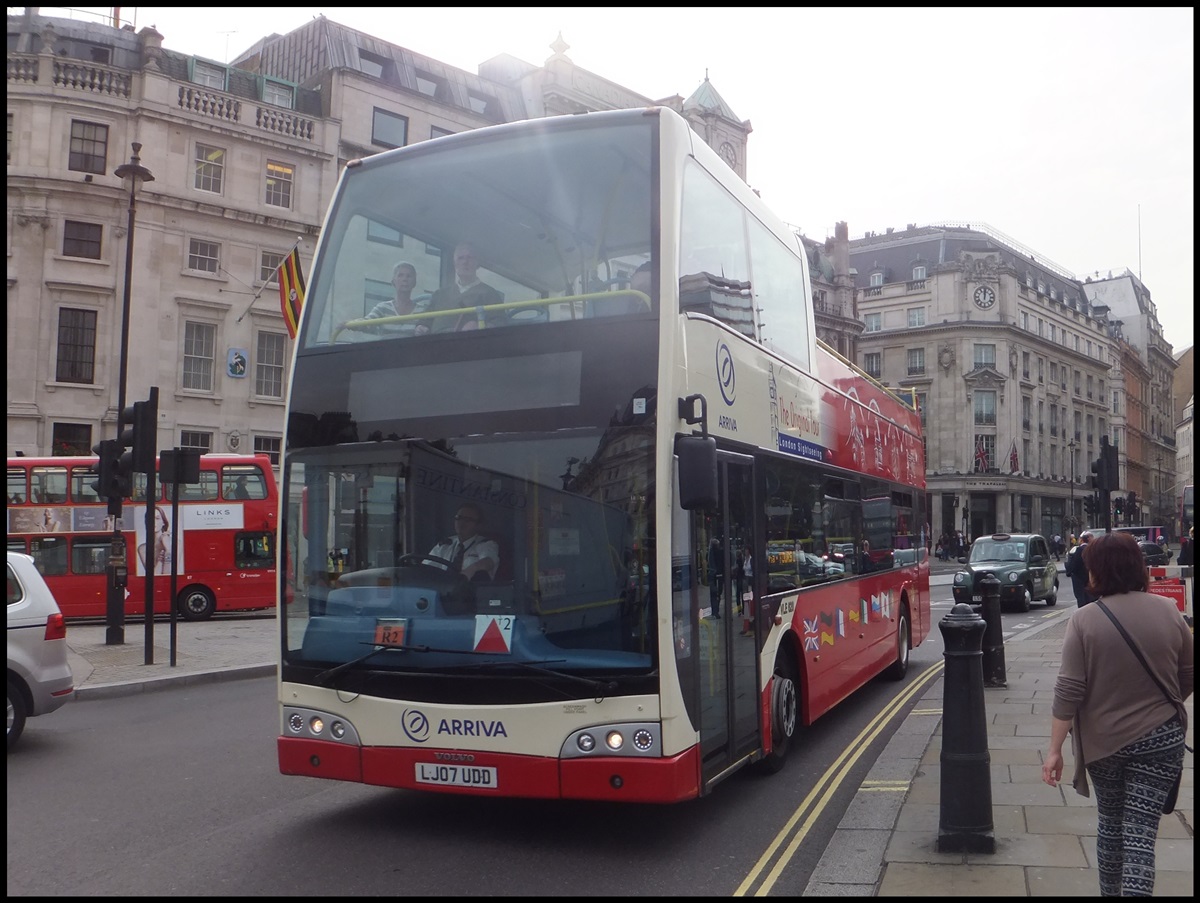 Optare von Arriva in London.