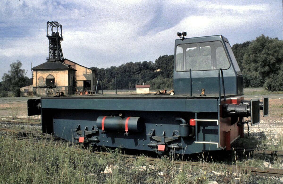 Rangierzombie (Diesel) in Petite Rousselle im September 1982.