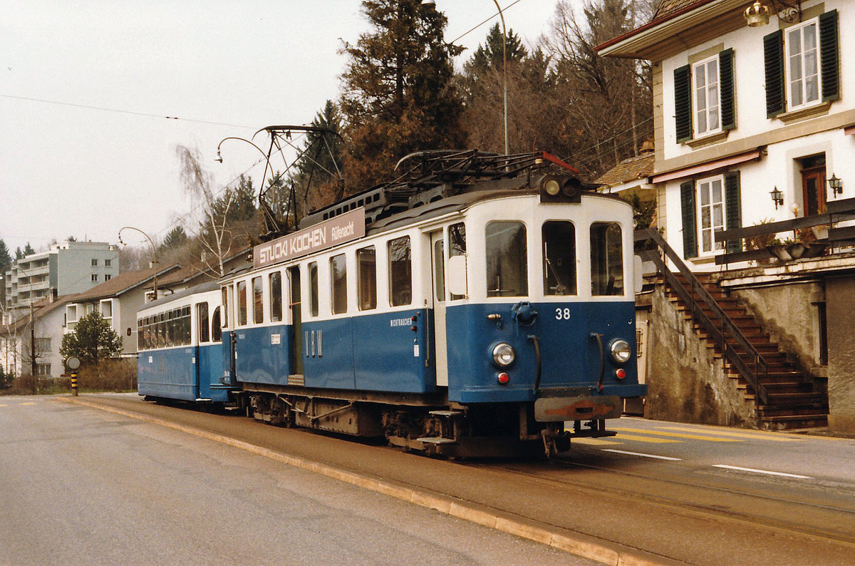 RBS/VBW:
 DR SCHNÄLLST WÄG NACH WORB 
MIT DEM BLAUE BÄHNLI WÄHREND DEN 80er-JAHREN DOKUMENTIERT.
Foto: Walter Ruetsch