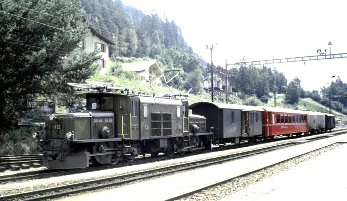 RhB Ge 6/6 I Nr.412 in Tiefencastel im August 1989.
