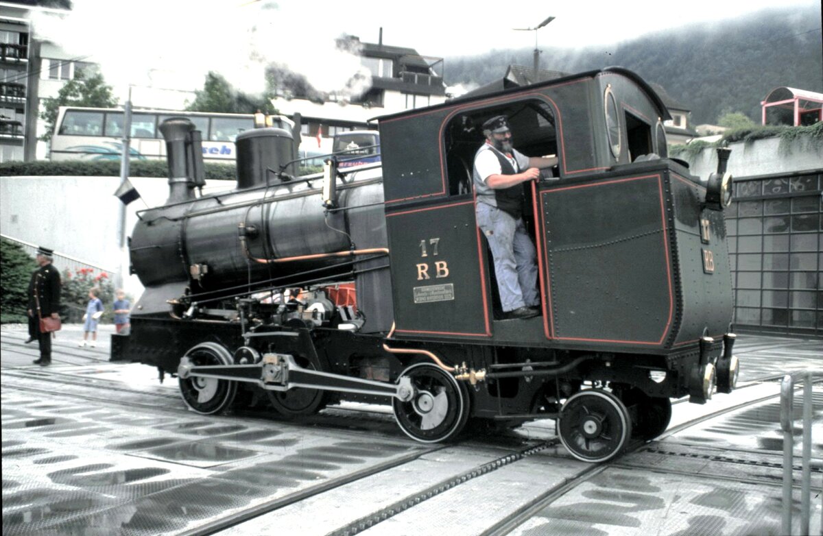 Rigi Bahn (RB) Dampflok H 2/3 Nr.17 in Vitznau am 28.08.1999.