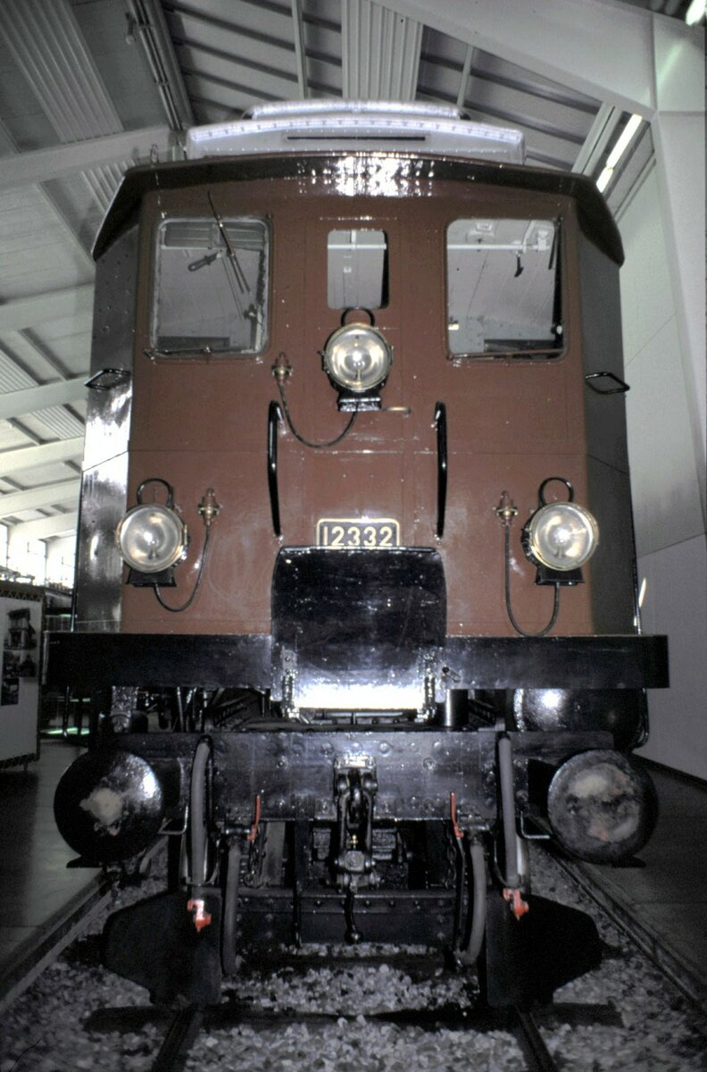 SBB Be 4/6 Nr.12 332 im Verkehrshaus Luzern am 27.08.1999.