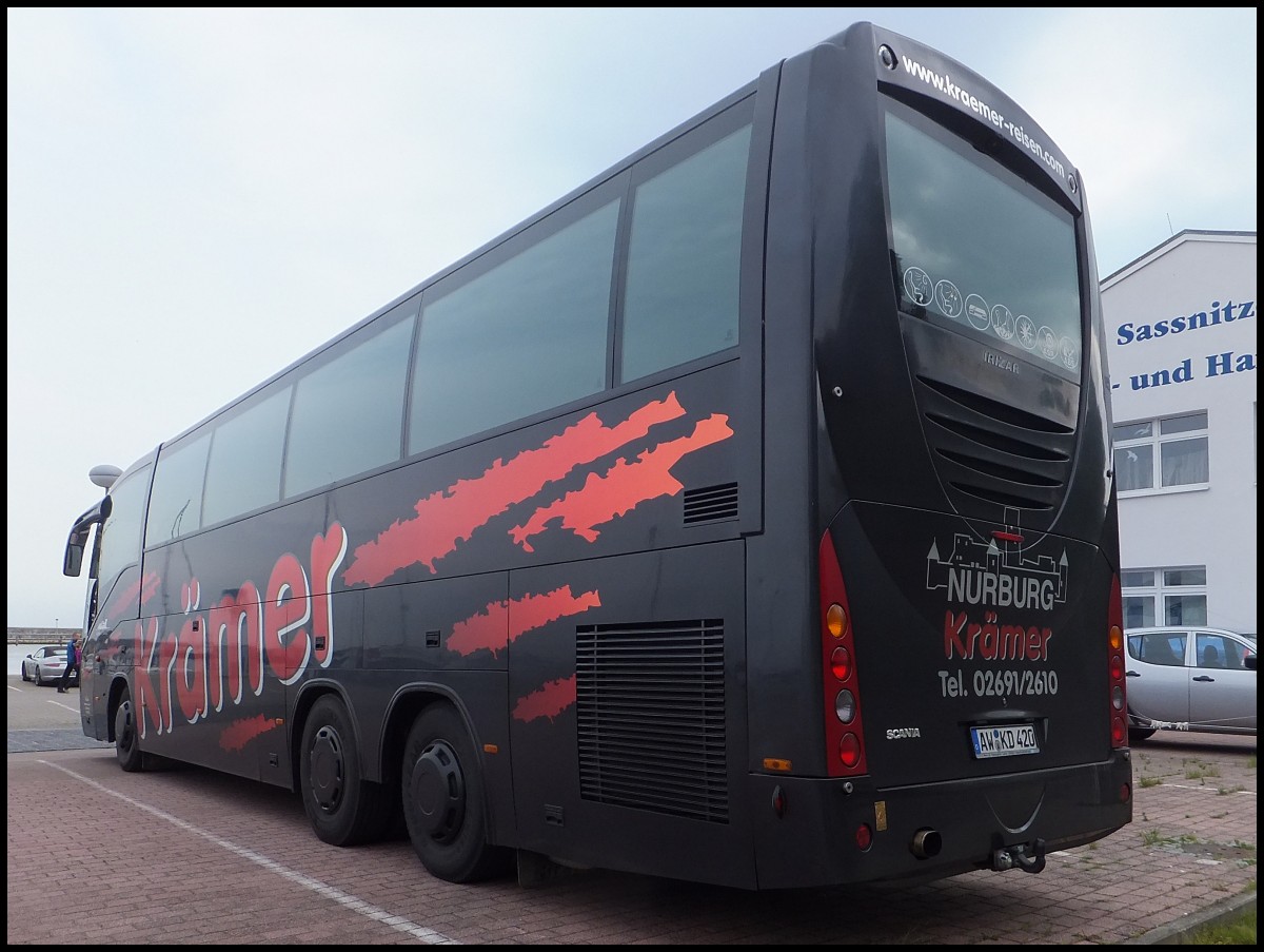 Scania Irizar von Kr�mer aus Deutschland im Stadthafen Sassnitz.