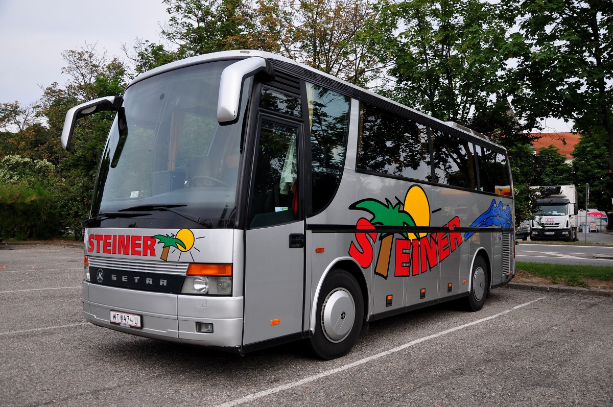 Setra 309 HD von Binder Reisen aus �sterreich im Juni 2015 in Krems.