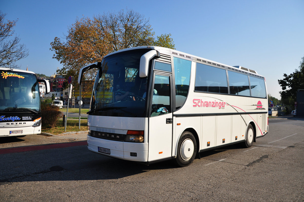 Setra 309 HD von Schranzinger Reisen aus �sterreich in Krems.