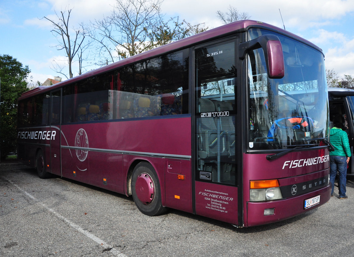Setra 315 H von Fischwenger Reisen aus �sterreich in Krems gesehen.