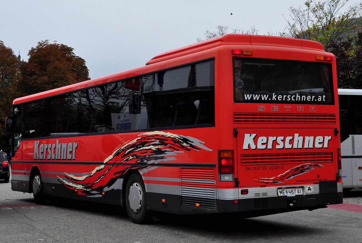 Setra 315 H vom Reiseb�ro Kerschner aus Nieder�sterreich in Krems gesehen.