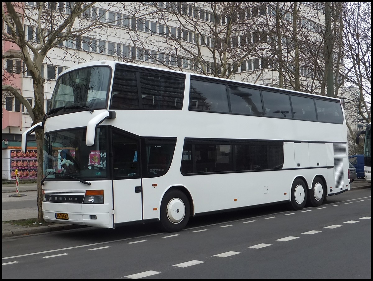 Setra 328 DT von Herning Turisttraffik aus D�nemark (ex Axelssons Turisttrafik/Schweden) in Berlin.