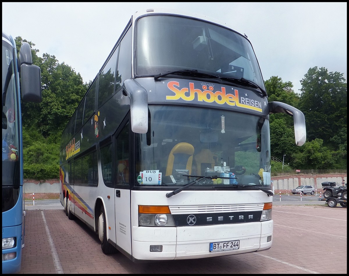 Setra 328 DT von Sch�del-Reisen (ex Eurobus ch) aus Deutschland im Stadthafen Sassnitz.