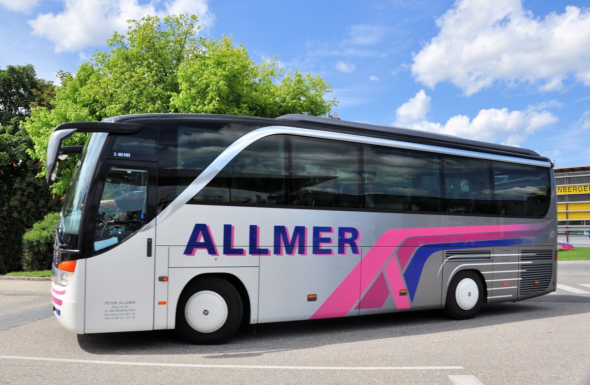 SETRA 411 HD von ALLMER Busreisen / �sterreich am 30.6.2013 in Krems gesehen.