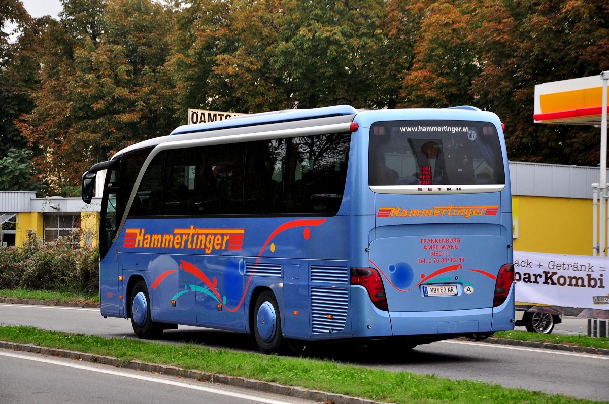 Setra 411 HD von Hammertinger aus �sterreich im Okt.2014 in Krems.