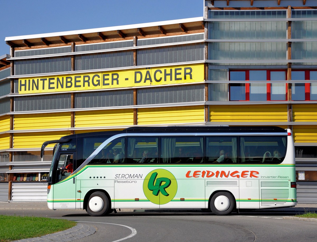 SETRA 411 HD von LEIDINGER Reisen aus �sterreich im September 2013 in Krems unterwegs.