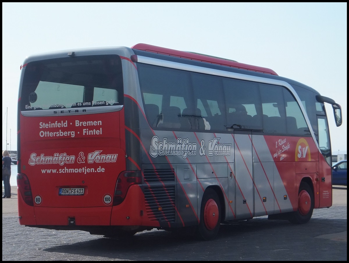 Setra 411 HD von Schm�tjen & Vonau aus Deutschland im Stadthafen Sassnitz.