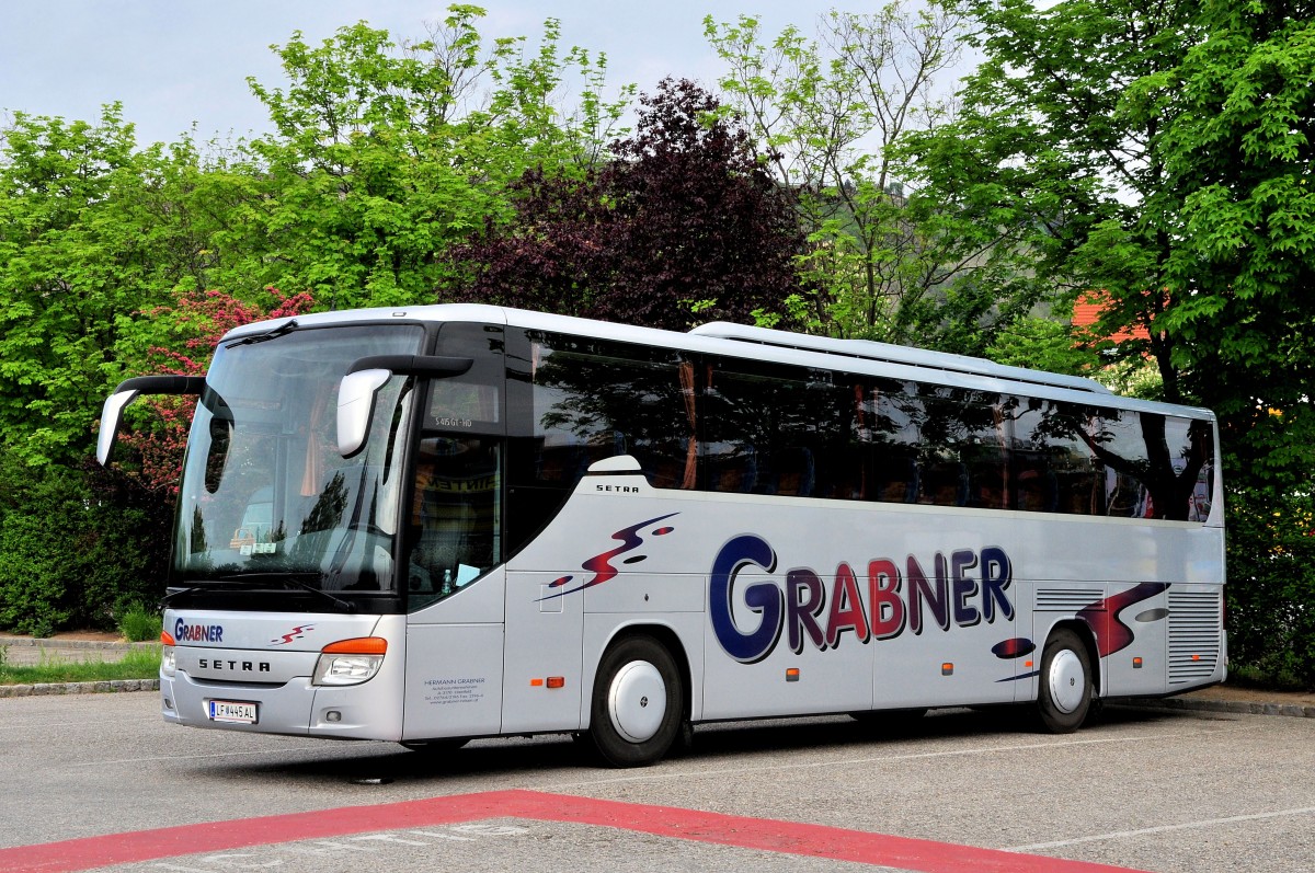 Setra 415 GT-HD von Grabner Reisen / �sterreich im Mai 2014 in Krems gesehen.