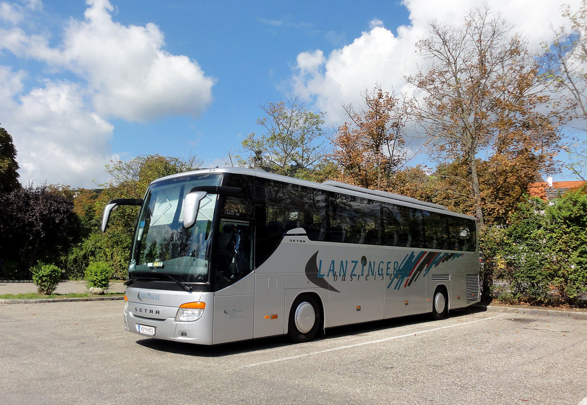 Setra 415 GT-HD von Lanzinger Reisen aus �sterreich in Krems.