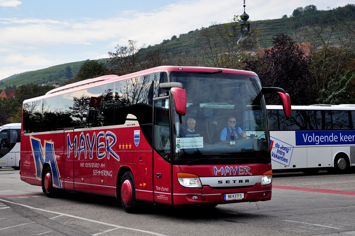 Setra 415 GT-HD von Mayer Reisen aus �sterreich am 30.9.2014 in Krems.