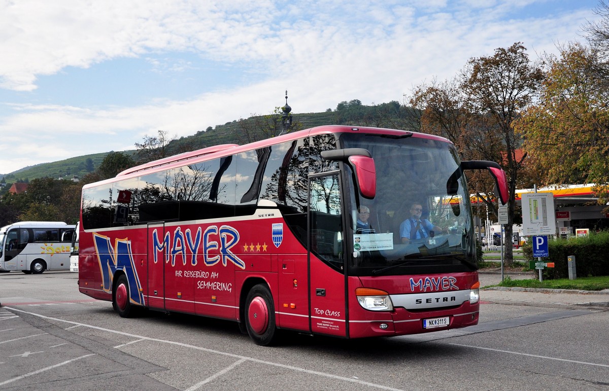 Setra 415 GT-HD von Mayer Reisen aus �sterreich am 30.9.2014 in Krems.