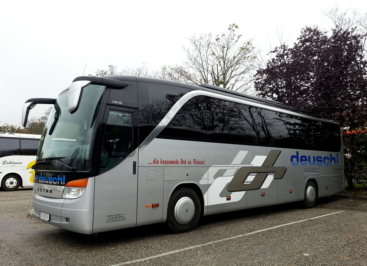 Setra 415 HD von Deuschl Reisen aus �sterreich am 11.10.2014 in Krems.