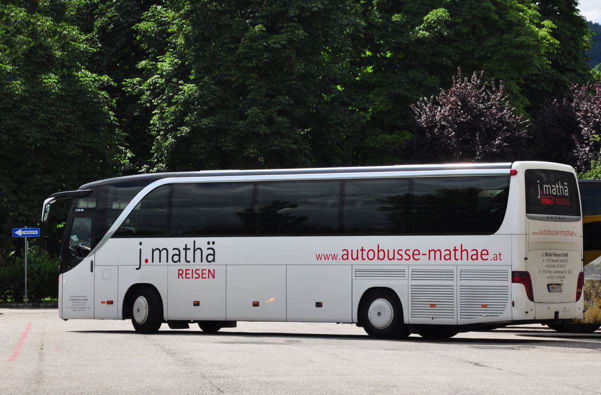Setra 415 HD von J. Math� Reisen aus �sterreich in Krems.