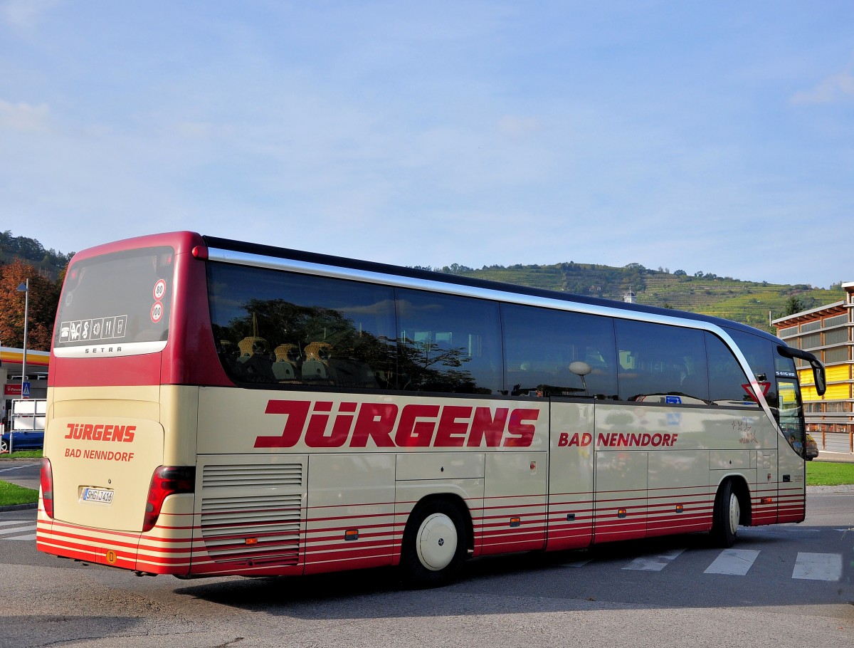 Setra 415 HD von J�rgens aus der BRD am 13.10.2014 in Krems.