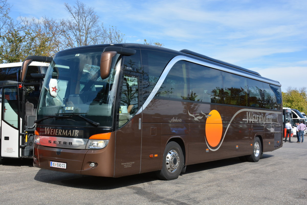 Setra 415 HD von Weiermair aus �sterreich in Krems gesehen.