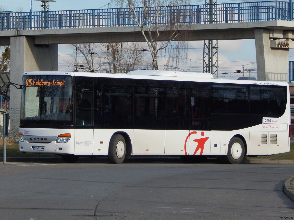 Setra 415 LE Business von Tonne aus Deutschland in Neubrandenburg.