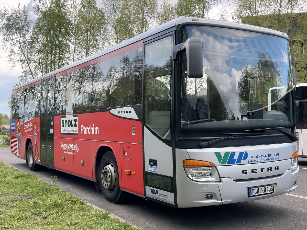 Setra 415 UL der Verkehrsgesellschaft Ludwigslust-Parchim mbH in Plau am See.