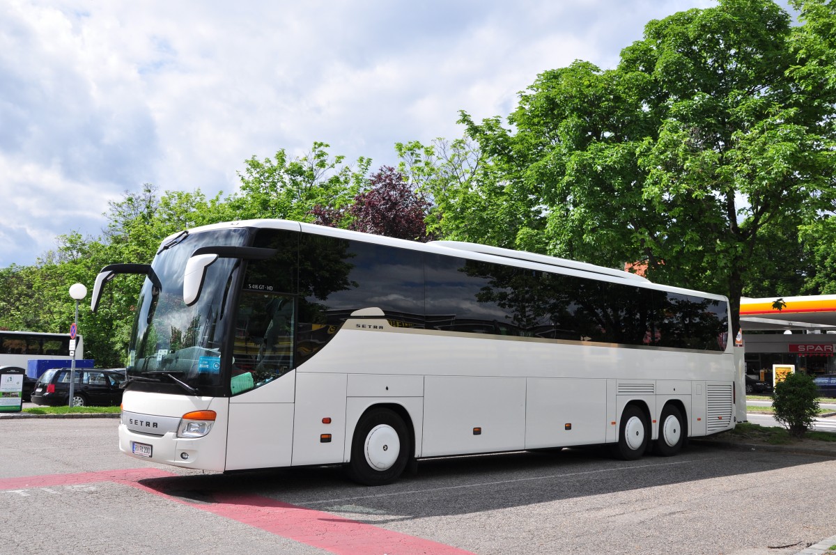 Setra 416 GT-HD aus �sterreich am 17.5.2015 in Krems.