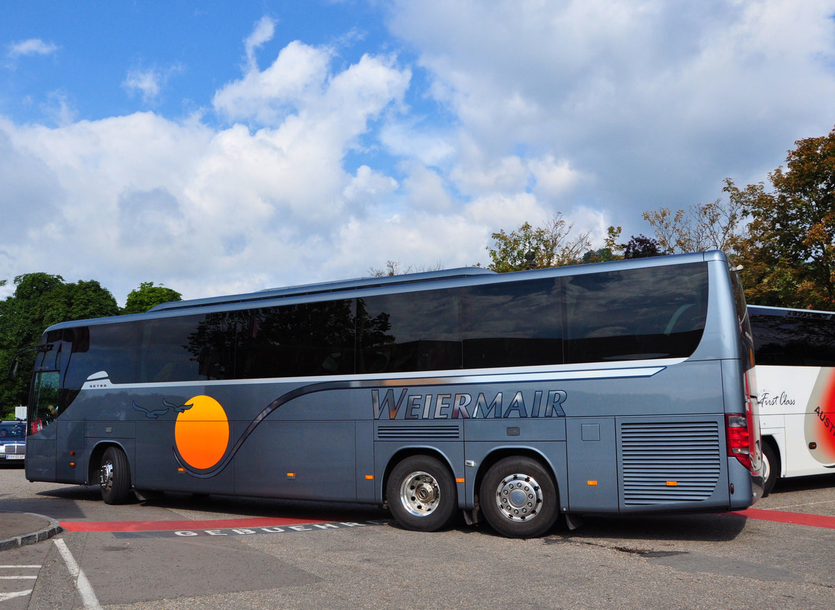 Setra 416 GT-HD von Weiermair Reisen aus �sterreich in Krems gesehen.