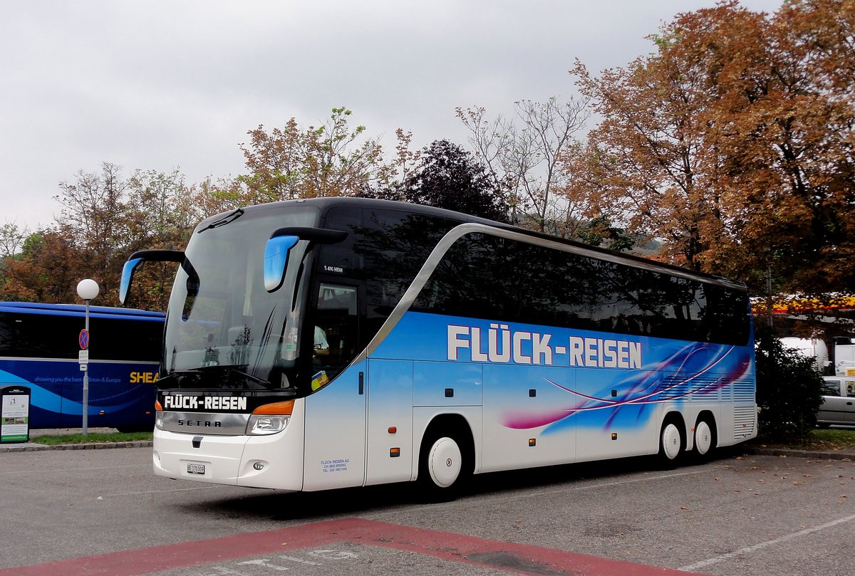 Setra 416 HDH von Fl�ck Reisen aus der Schweiz in Krems gesehen.