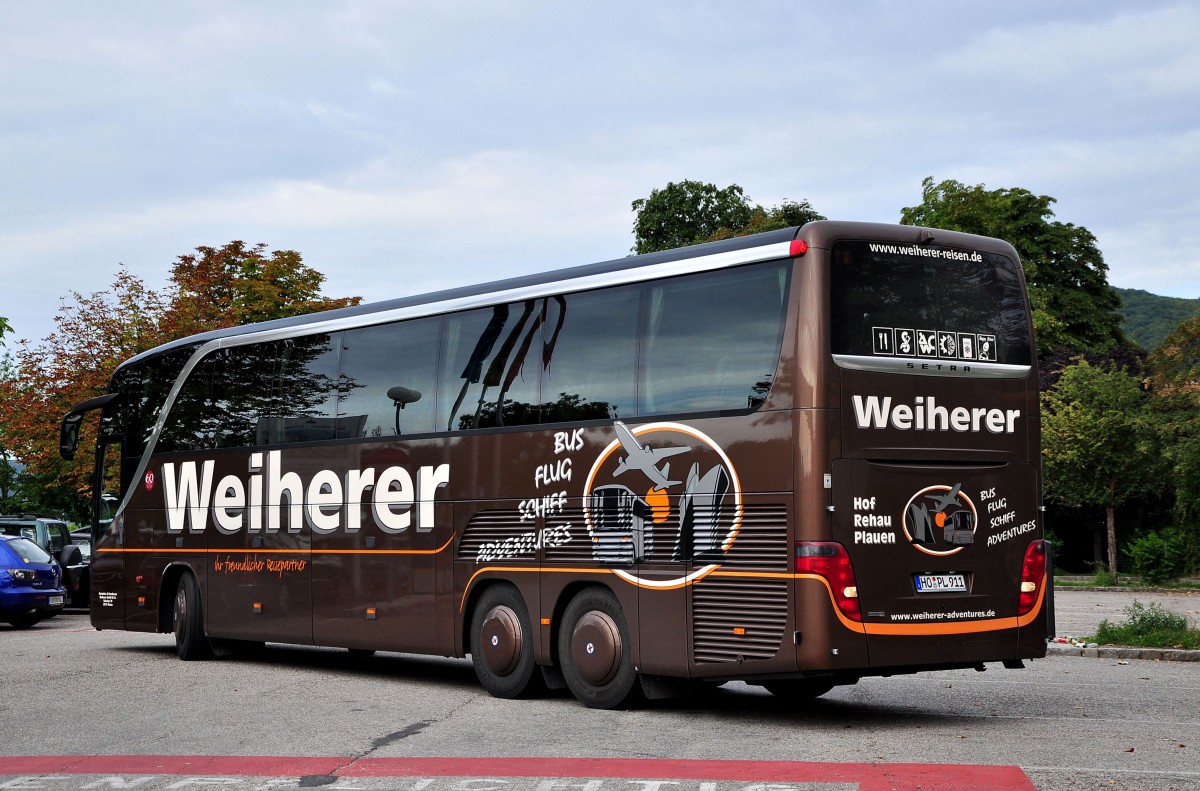 SETRA 416 HDH vom Reiseb�ro WEIHERER aus Deutschland im September 2013 in Krems an der Donau.