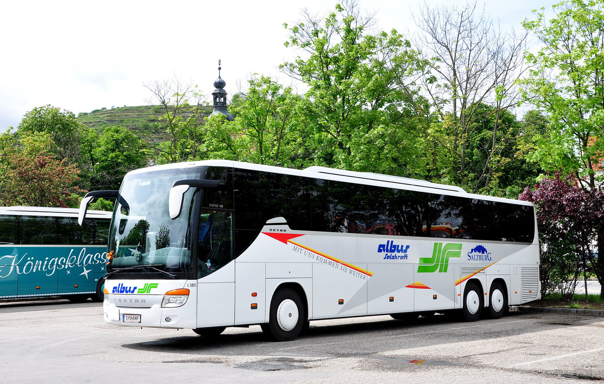 Setra 417 GT-HD von Albus Salzburg in Krems gesehen.