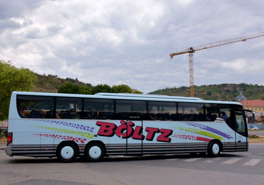 Setra 417 GT- HD von B�ltz Reisen aus der BRD 07/2017 in Krems.