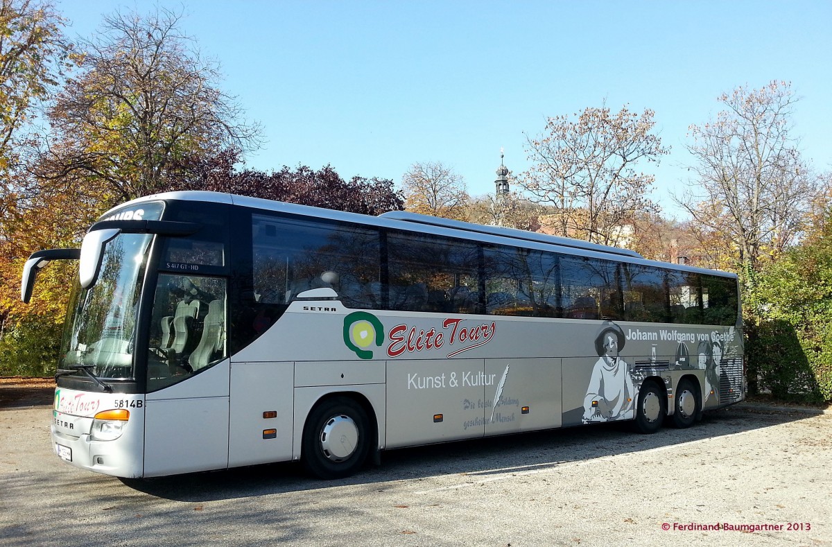 Setra 417 GT-HD von Elite Tours/�sterreich im Okt.2013 in Krems.
