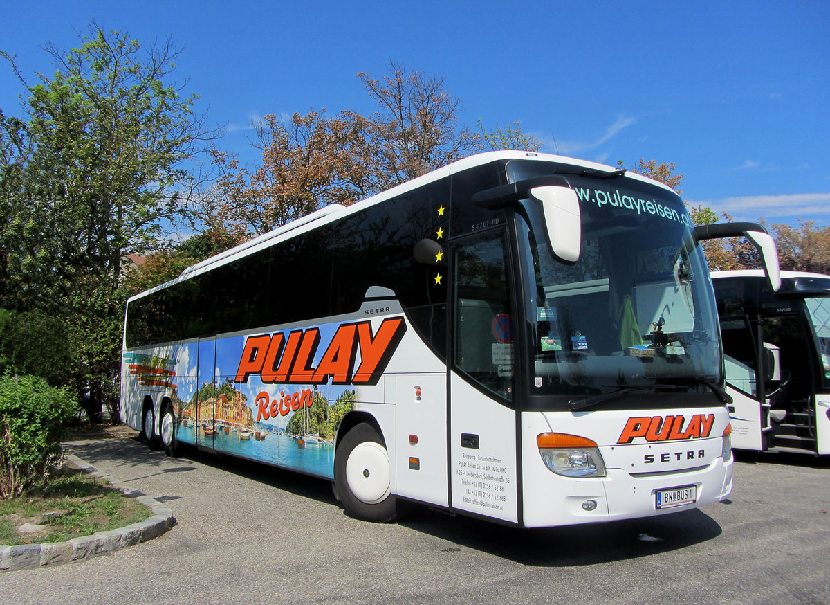 Setra 417 GT-HD von ex Pulay,heute Fa. Kerschner Reisen aus �sterreich GB in Krems gesehen.