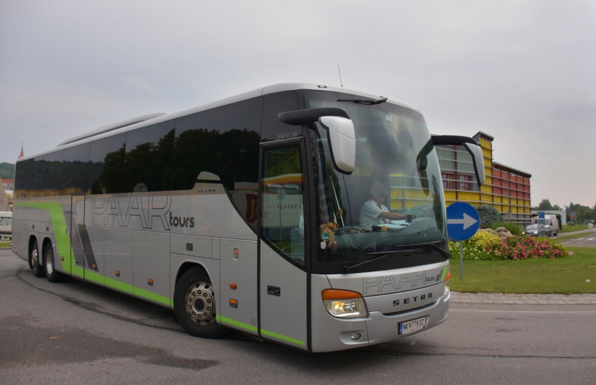Setra 417 GT-HD von PAAR Tours aus �sterreich 2018 in Krems.