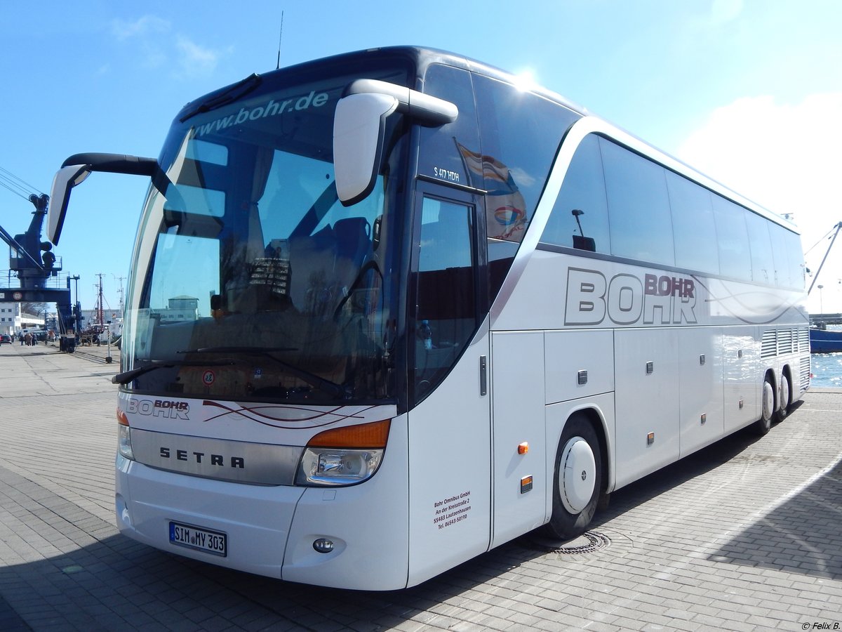 Setra 417 HDH von Bohr aus Deutschland im Stadthafen Sasnitz. 