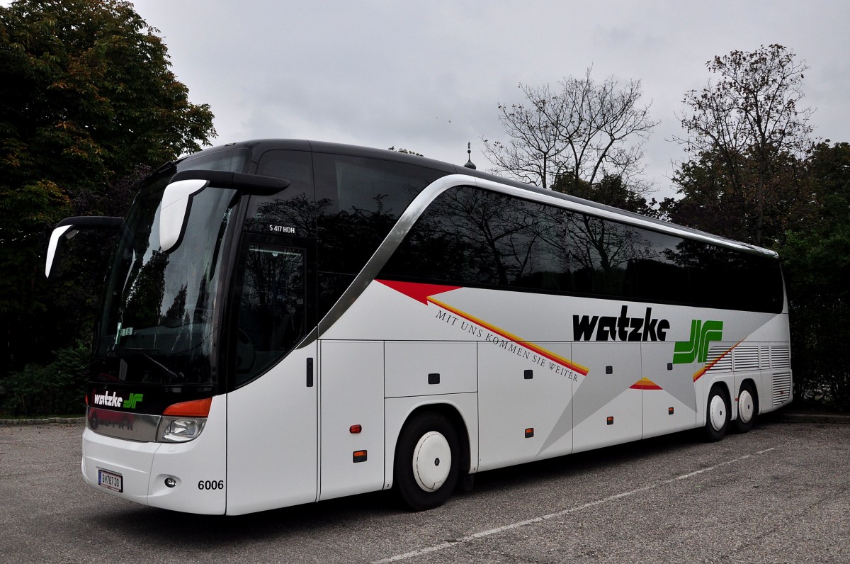 Setra 417 HDH von Watzke Reisen aus �sterreich am 3.Okt.2014 in Krems.