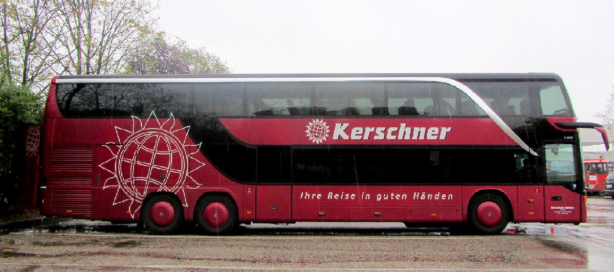 Setra 431 DT von Kerschner Reisen aus Nieder�sterreich in Krems.