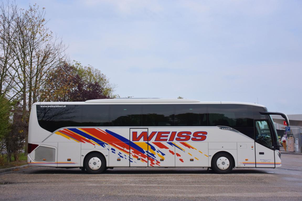 Setra 515 HD von Weiss Reisen aus �sterreich 2017 in Krems.