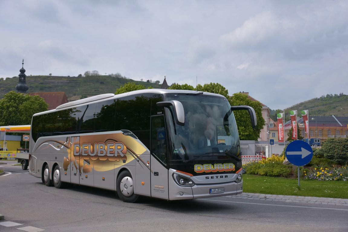 Setra 516 HD von Deubler Reisen aus der BRD in Krems.