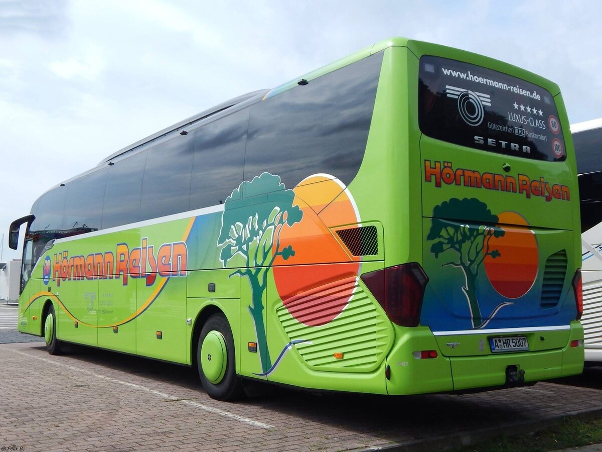 Setra 516 HD von Hörmann Reisen aus Deutschland im Stadthafen Sassnitz.